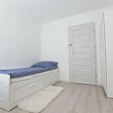 Pokoj Jednoosobowy Blisko Plazy Przymorze 홈스테이 *